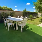 Lägenhet Maison Avec Jardin, Terrasse, Cheminee Insert Et Bois