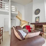 Maison Avec Jardin, Terrasse, Cheminee Insert Et Bois Lägenhet Carcassonne
