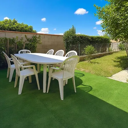Maison Avec Jardin, Terrasse, Cheminee Insert Et Bois * 卡尔卡松