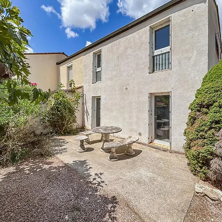 Maison Avec Jardin, Terrasse, Cheminee Insert Et Bois * 卡尔卡松