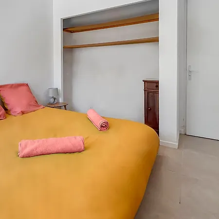 Maison Avec Jardin, Terrasse, Cheminee Insert Et Bois