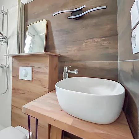 شقة Maison Avec Jardin, Terrasse, Cheminee Insert Et Bois *